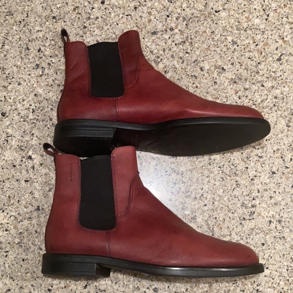 Women’s 8 Vagabond Shoemakers
Sheila Leather Chelsea Bootie - Picture 5 of 13